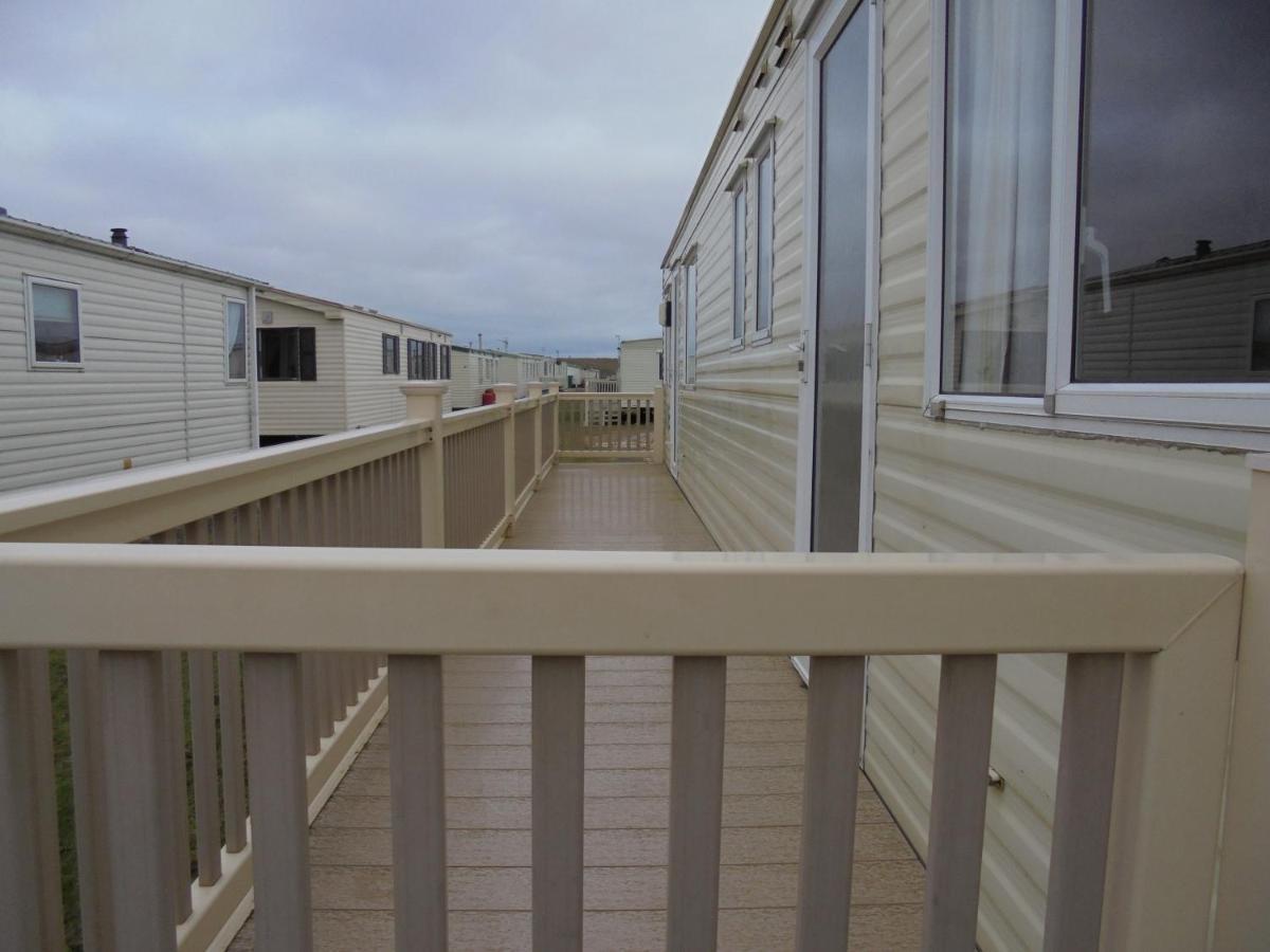 6 Berth On Golden Anchor Apartment Chapel Saint Leonards Exterior photo